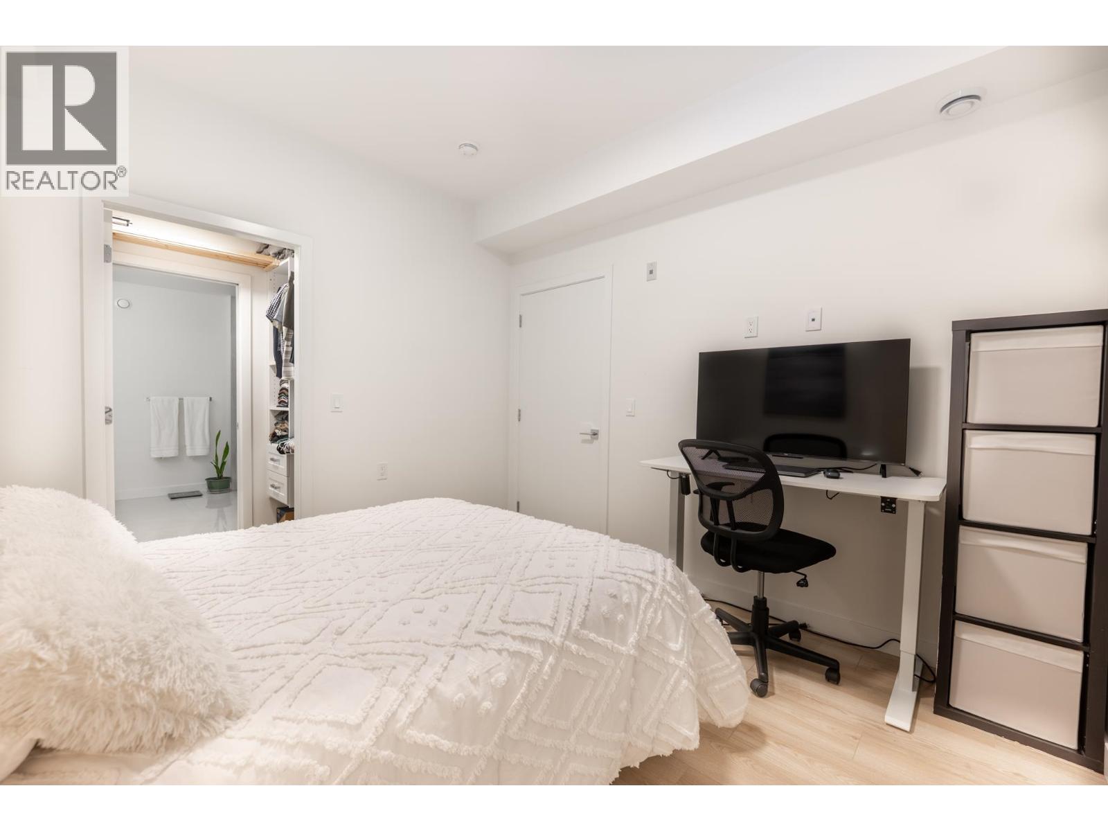 105 11913 BURNETT STREET, Maple Ridge