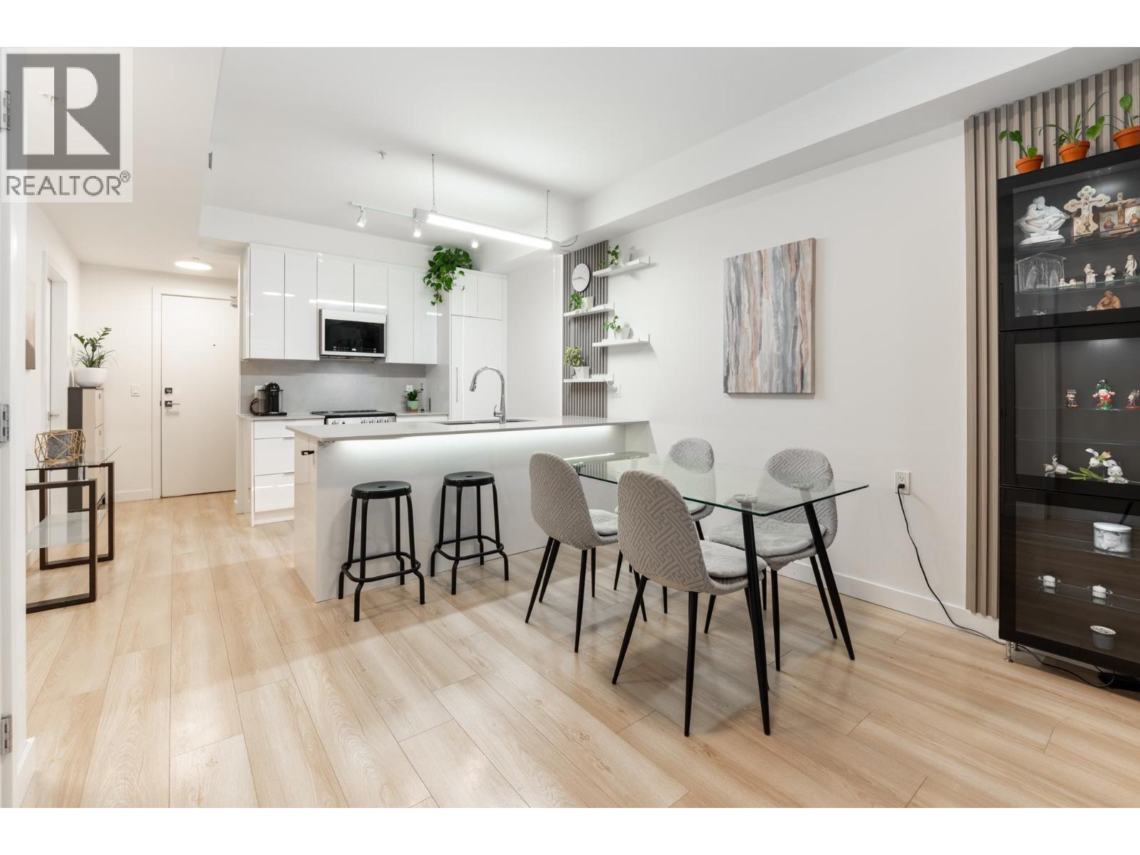 105 11913 BURNETT STREET, Maple Ridge