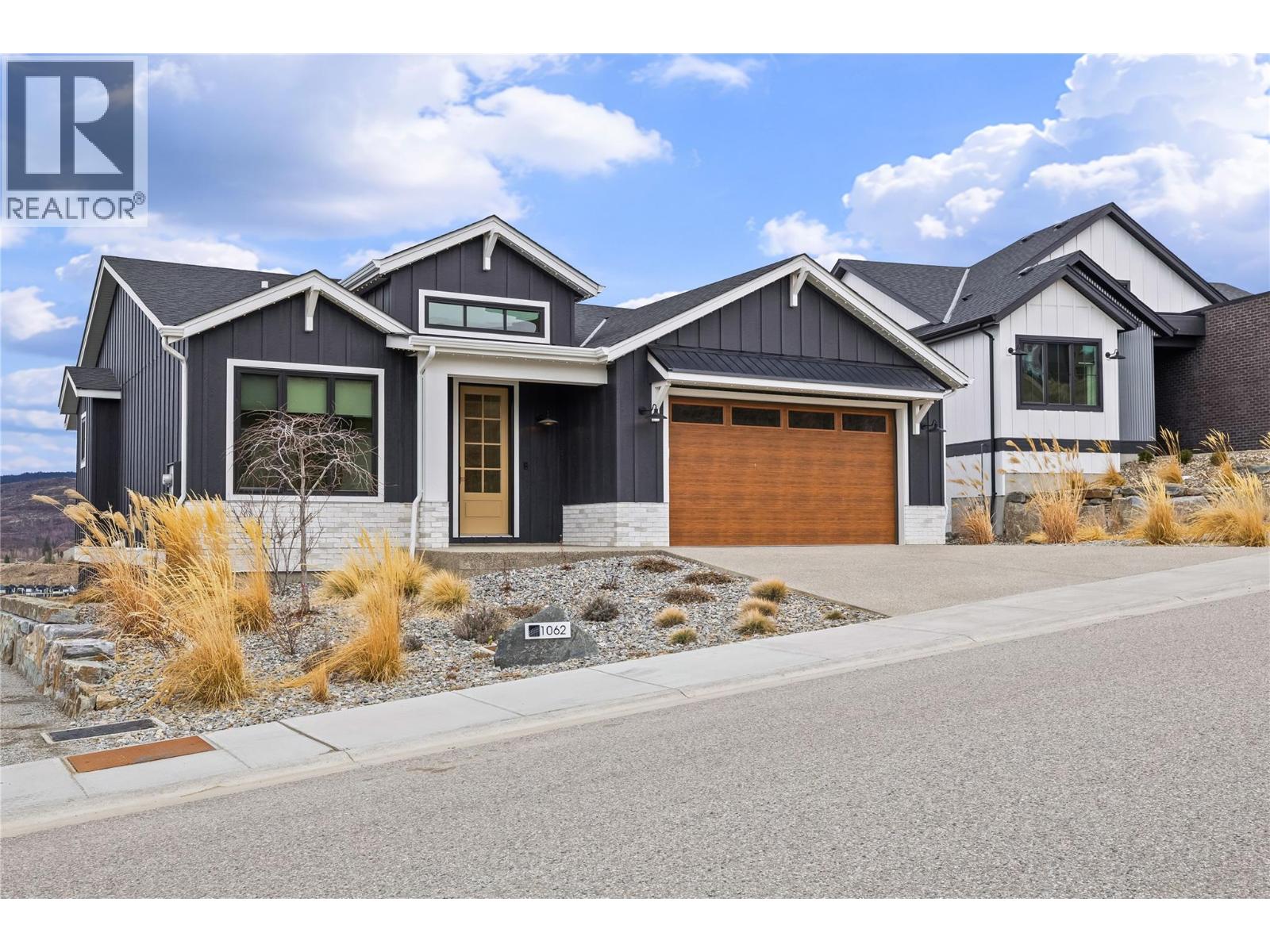 1062 Emslie Street, Kelowna