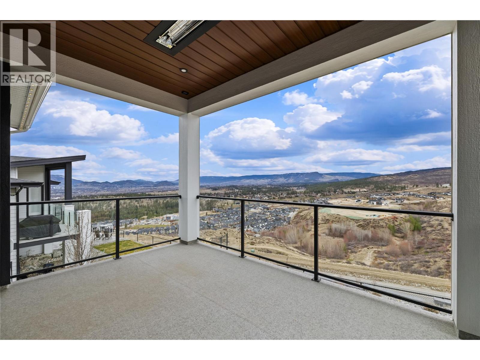 1062 Emslie Street, Kelowna