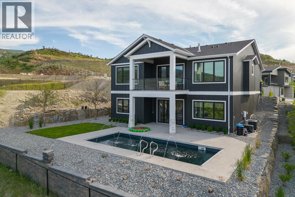 1062 Emslie Street, Kelowna