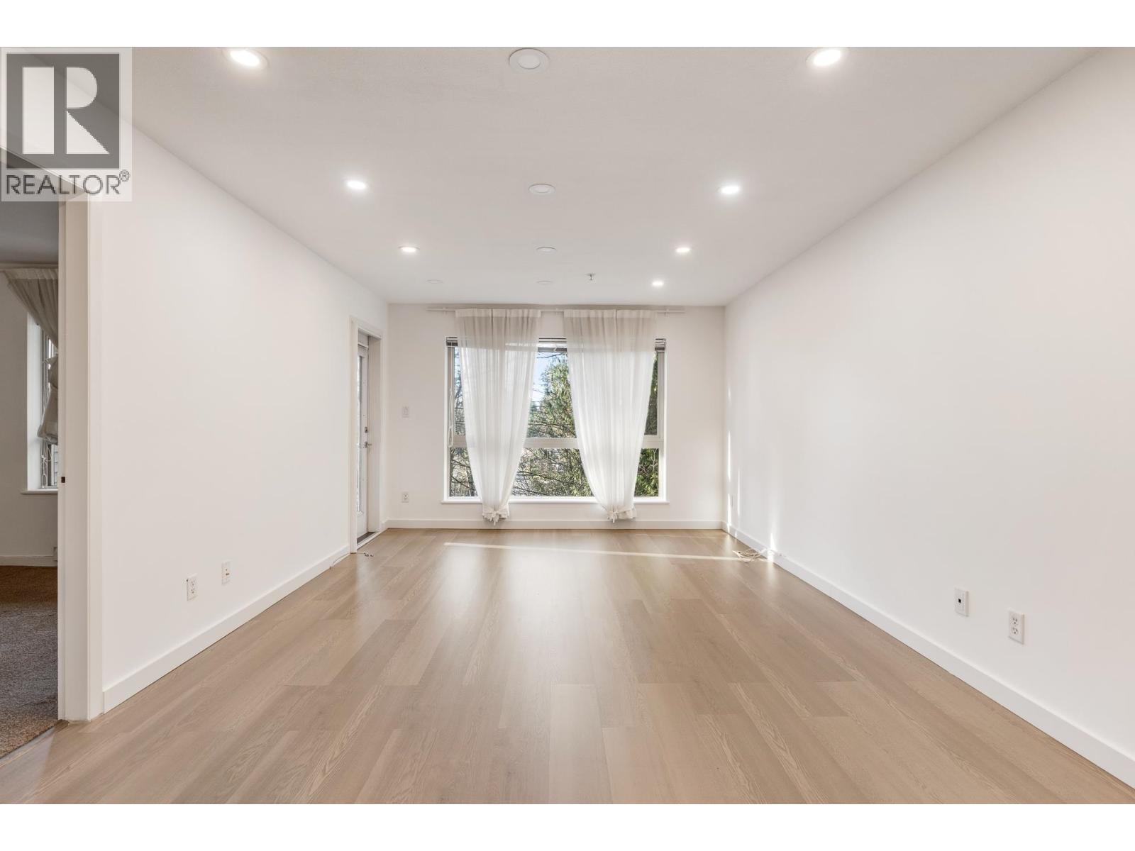 215 11665 HANEY BYPASS, Maple Ridge