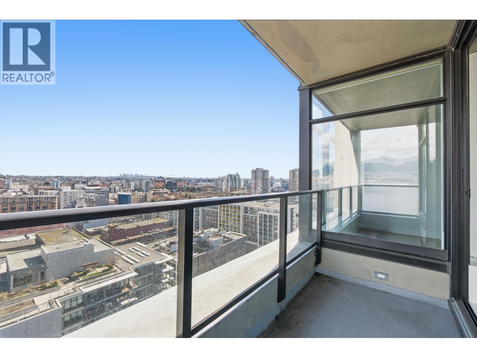 1701 108 W CORDOVA STREET, Vancouver