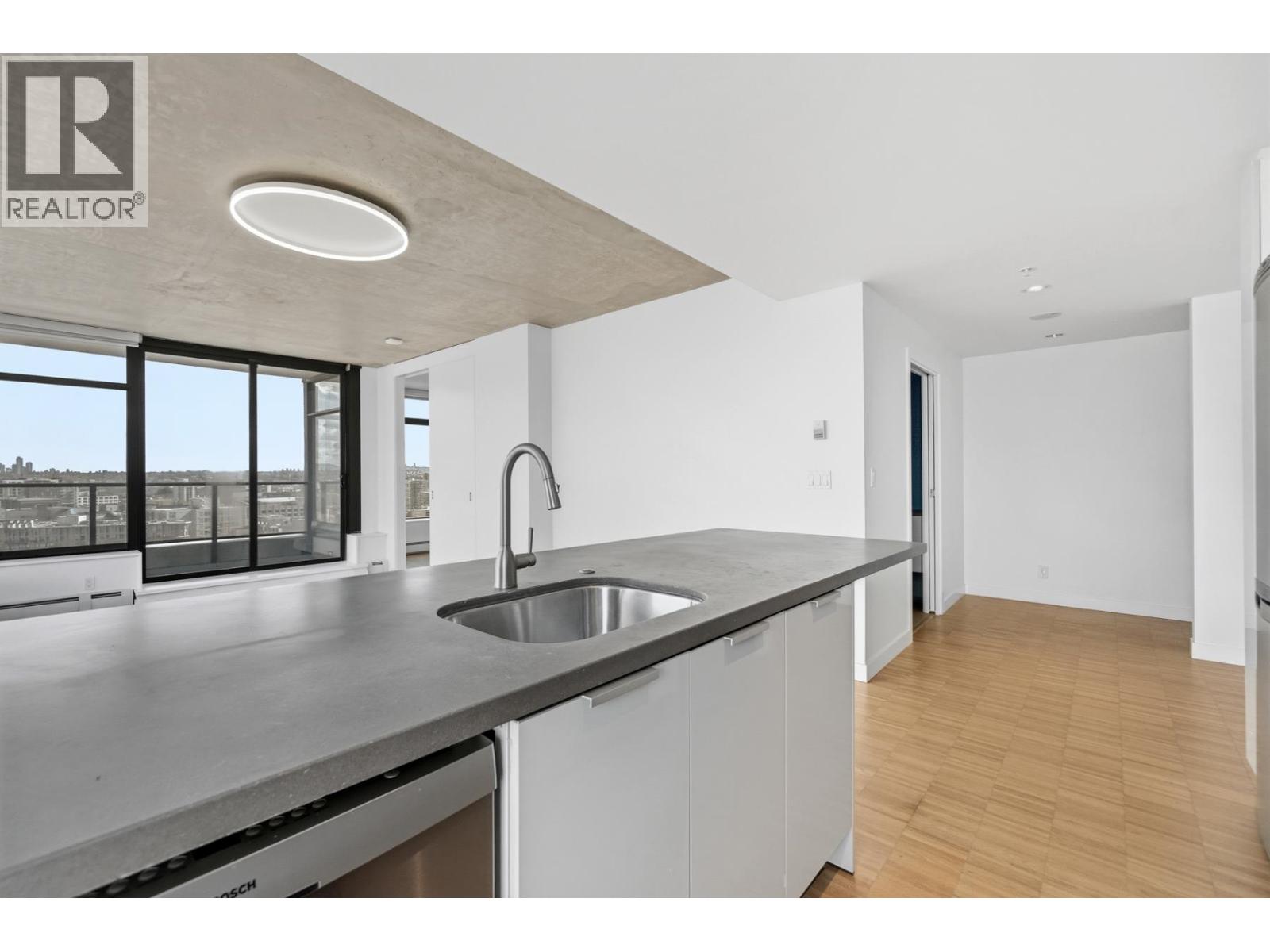 1701 108 W CORDOVA STREET, Vancouver