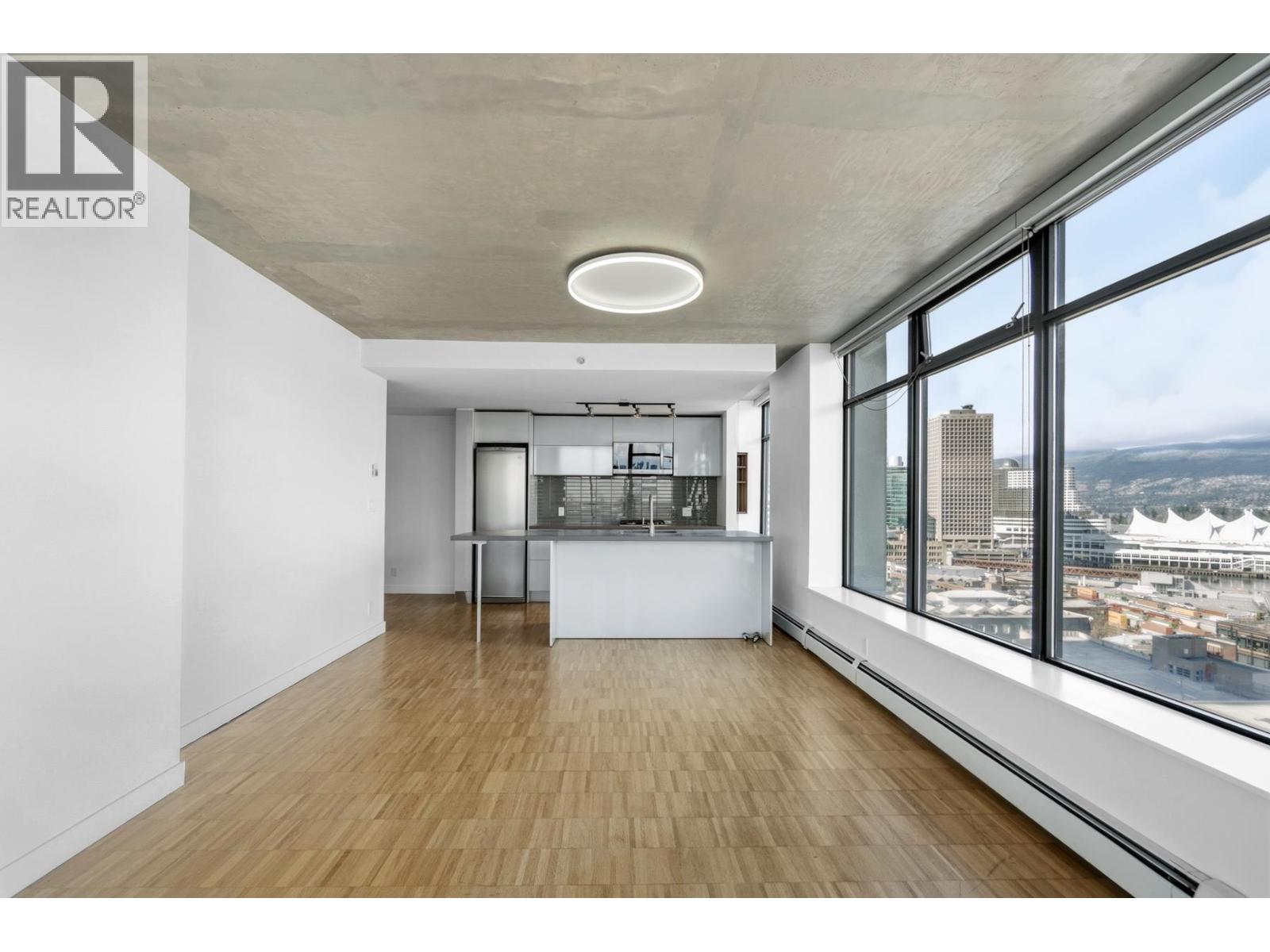 1701 108 CORDOVA Street - photo 2