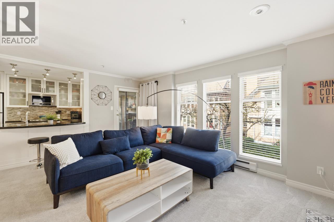 W206 639 14TH Avenue - photo 2