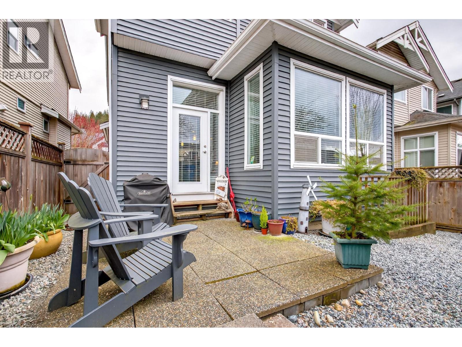 10473 ROBERTSON STREET, Maple Ridge