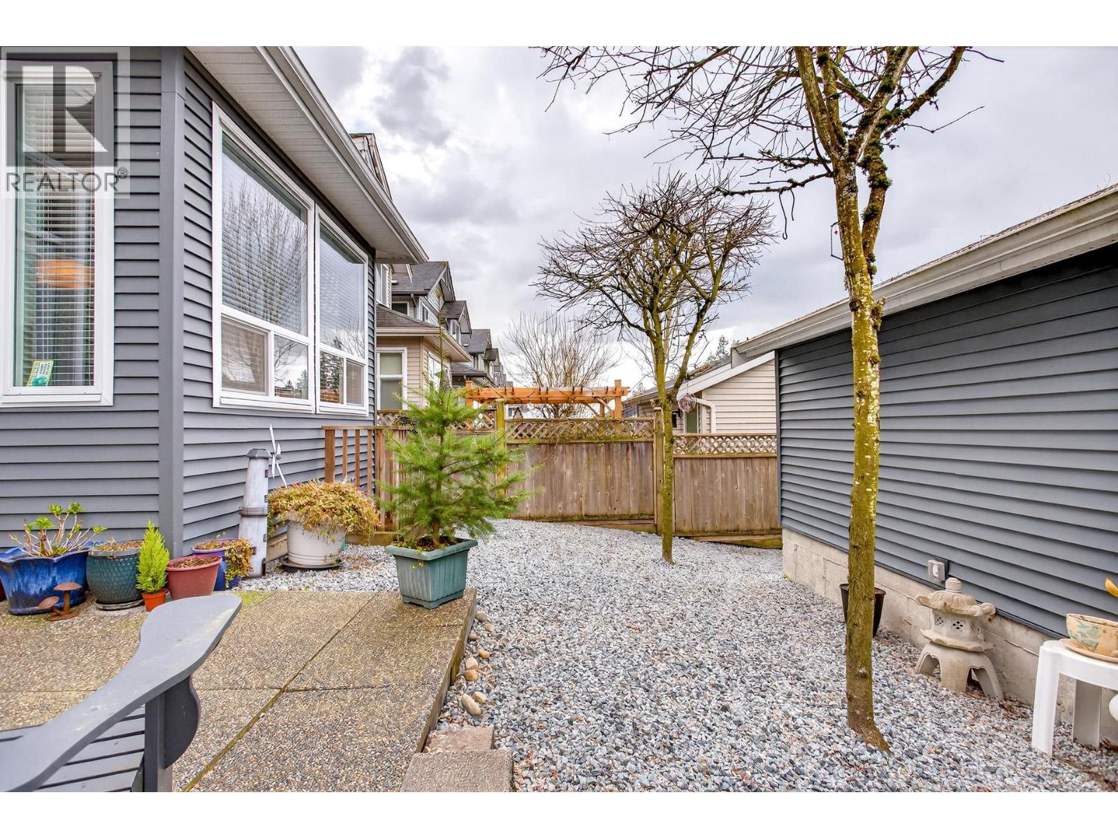 10473 ROBERTSON STREET, Maple Ridge