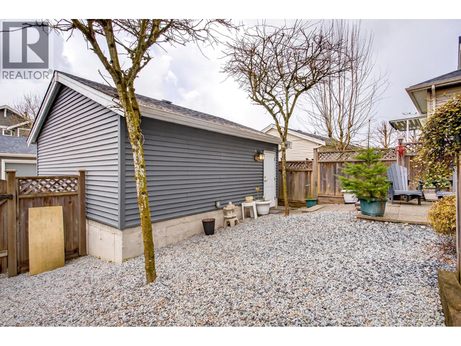 10473 ROBERTSON STREET, Maple Ridge