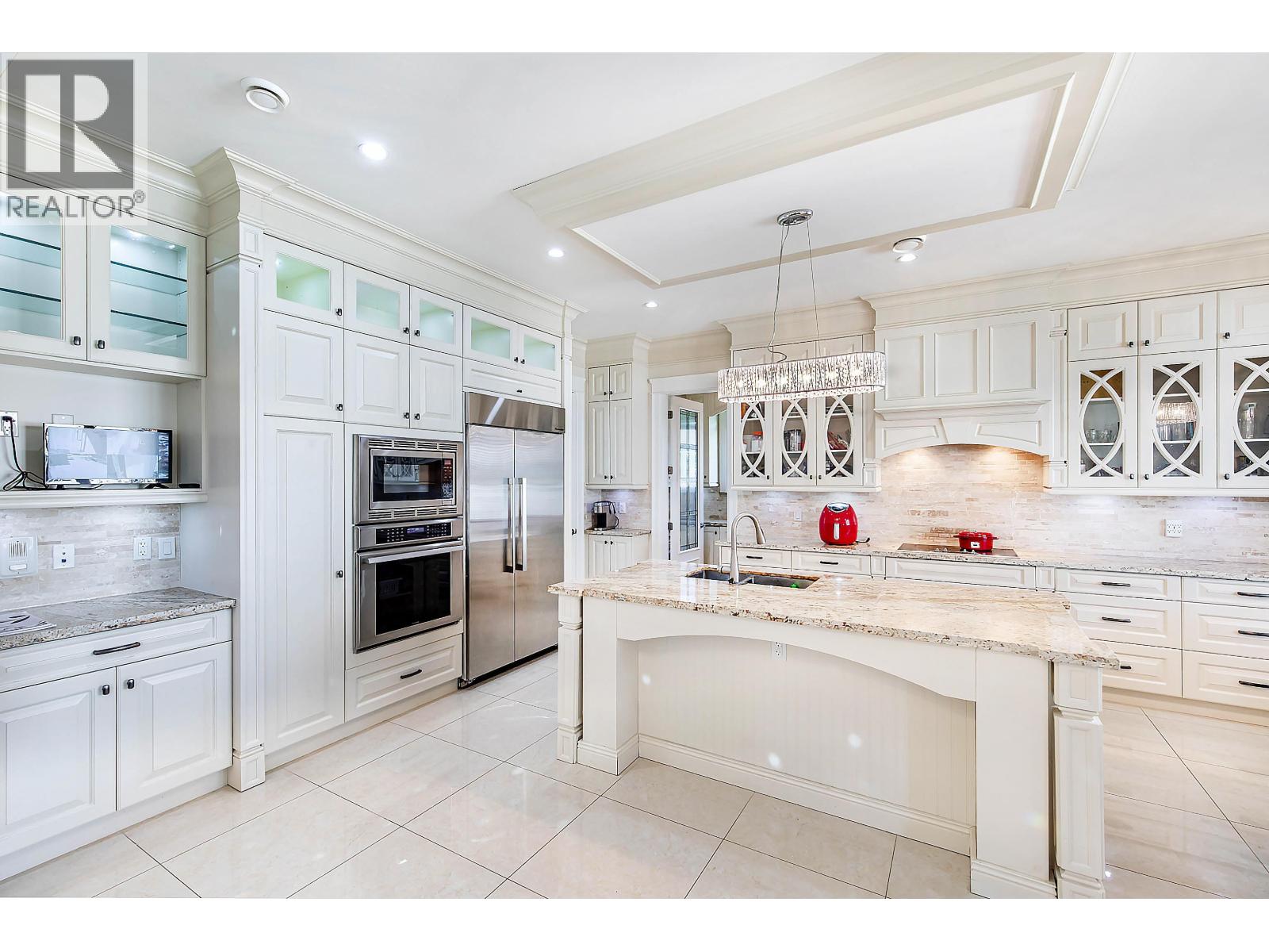 9631 SAUNDERS Road, Richmond