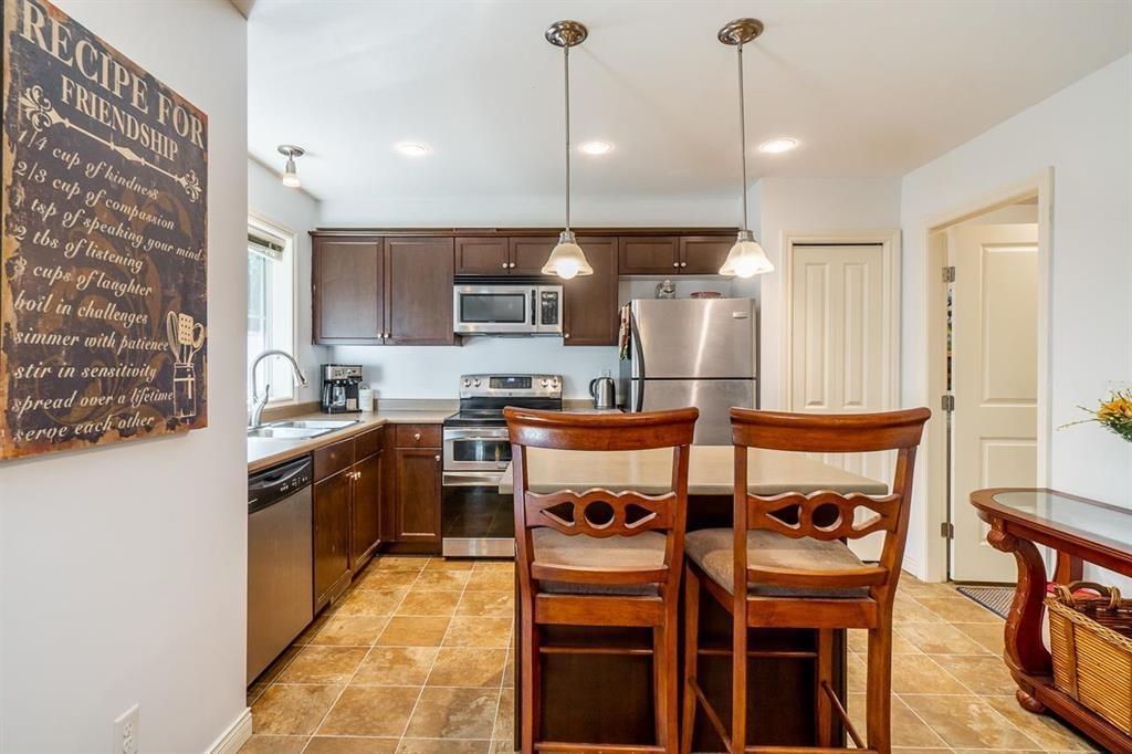 27 1175 7TH AVENUE, Hope, Hope