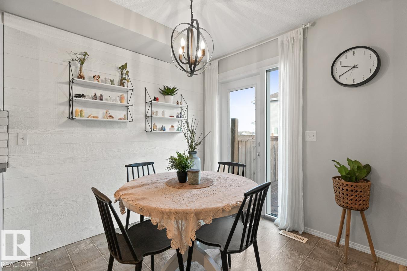 
          3124 16 AV NW
            <br/>
            <span>Edmonton</span>
            , 
            <span>AB</span>
             <span>T6T0T8</span>
         - Photo 24