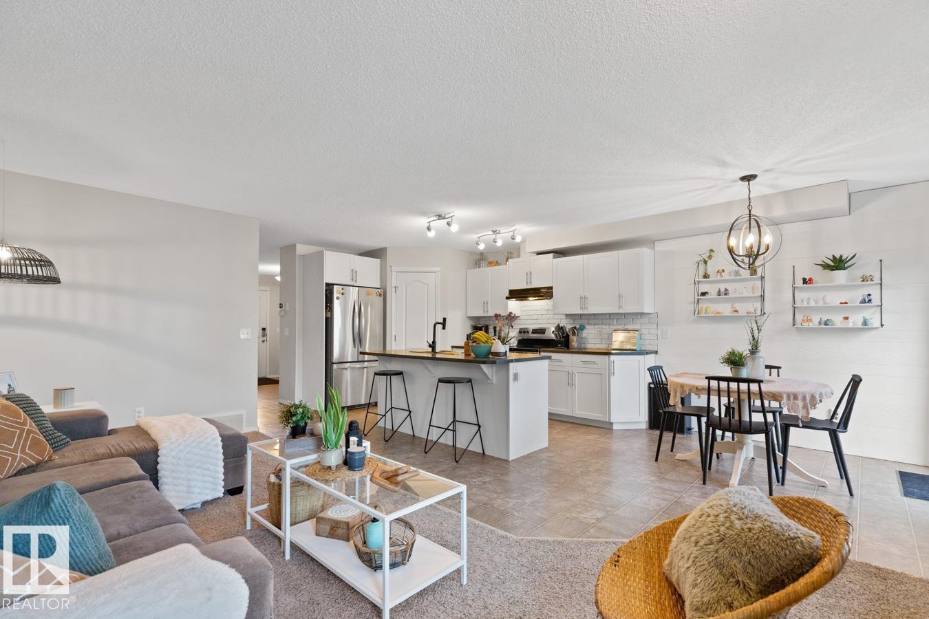 
          3124 16 AV NW
            <br/>
            <span>Edmonton</span>
            , 
            <span>AB</span>
             <span>T6T0T8</span>
         - Photo 32