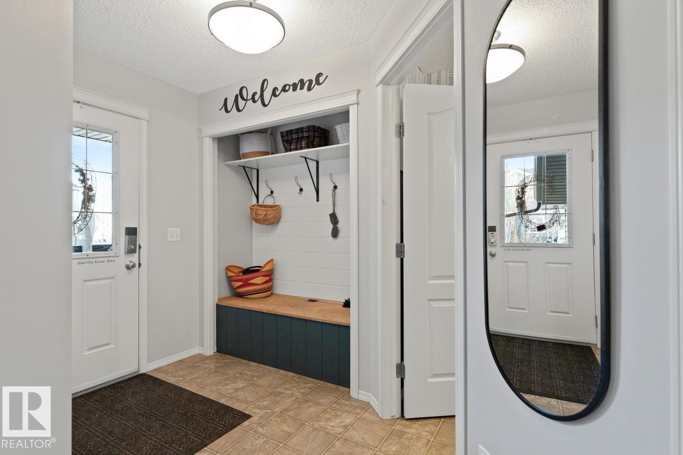 
          3124 16 AV NW
            <br/>
            <span>Edmonton</span>
            , 
            <span>AB</span>
             <span>T6T0T8</span>
         - Photo 26