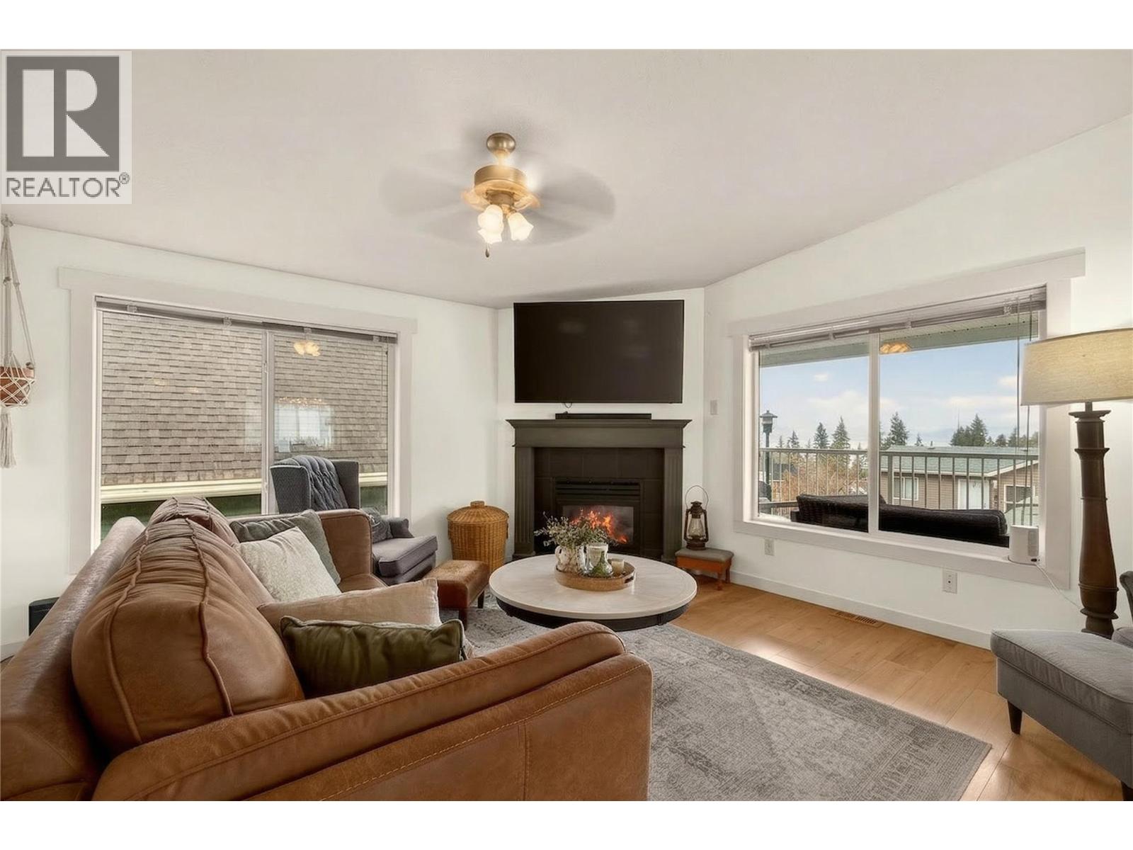 #27 900 10 AVENUE SE - 18