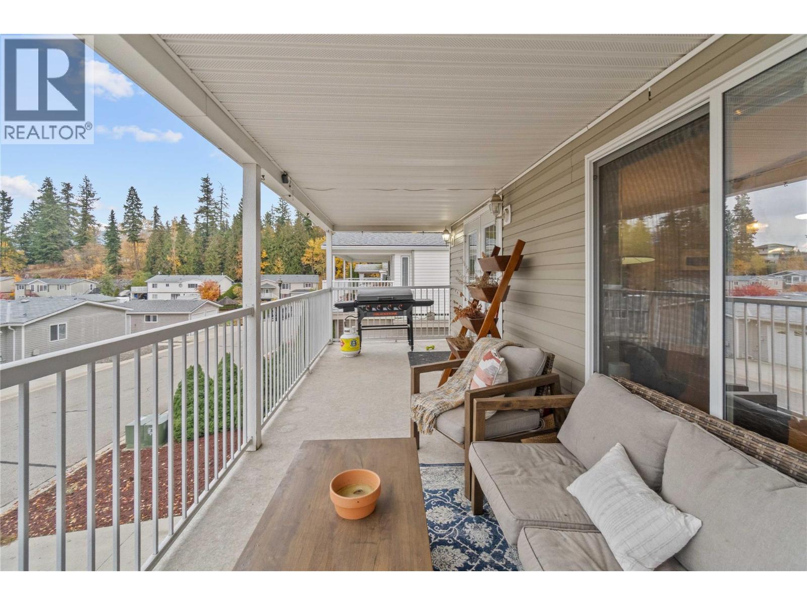 #27 900 10 AVENUE SE - 37