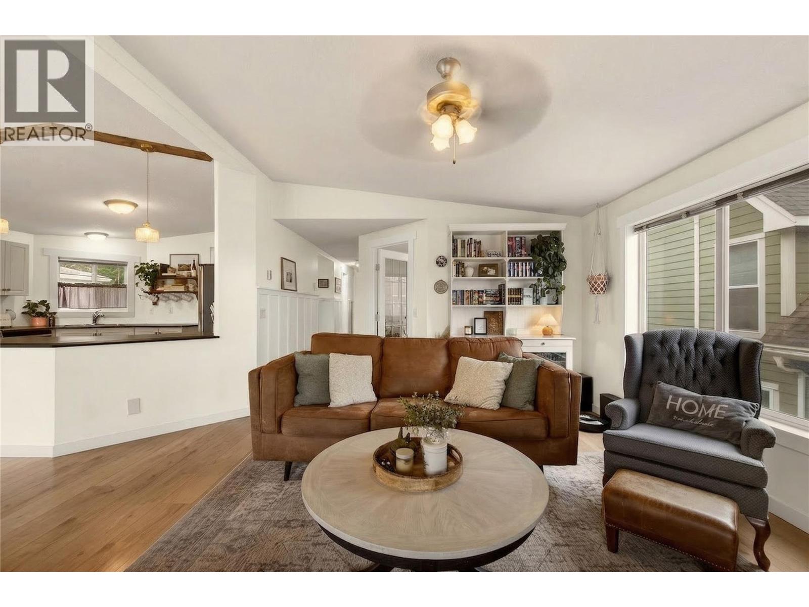 #27 900 10 AVENUE SE - 21