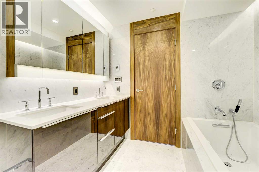 Single Family House for Sale in    Avenue SW Eau Claire Calgary 