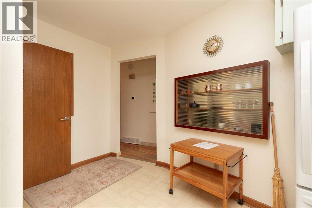 Single Family House Bungalow for Sale in   Street S Glendale Lethbridge 