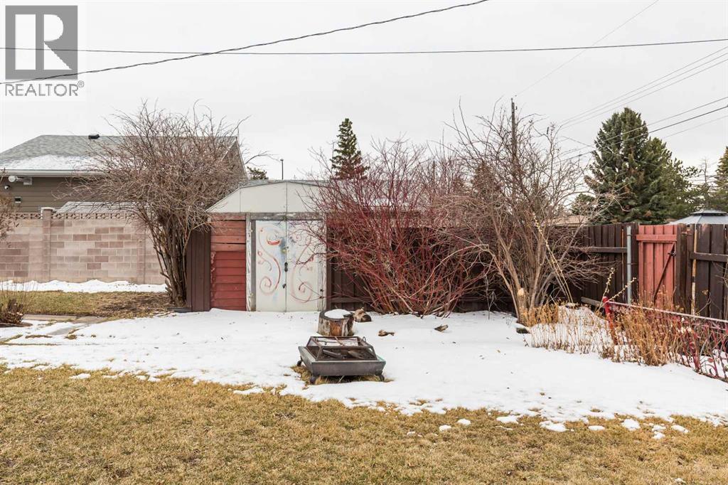 Single Family House Bungalow for Sale in   Street S Glendale Lethbridge 