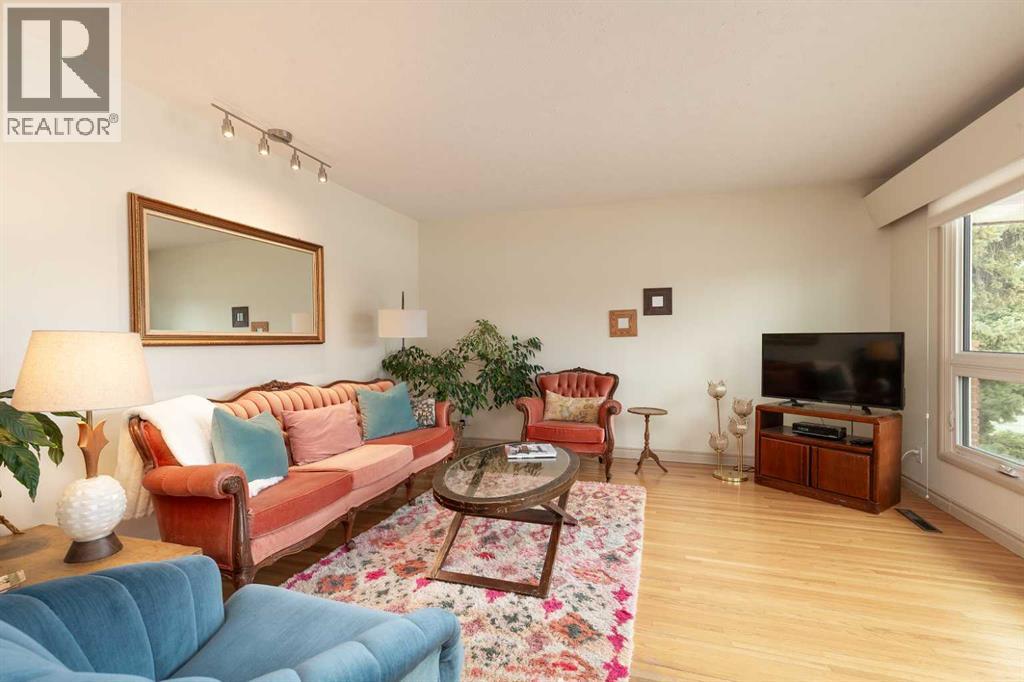 Single Family House Bungalow for Sale in   Street S Glendale Lethbridge 