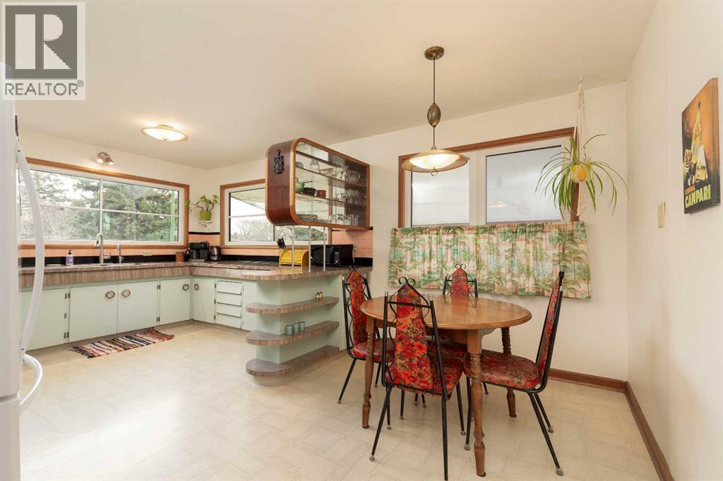 Single Family House Bungalow for Sale in   Street S Glendale Lethbridge 