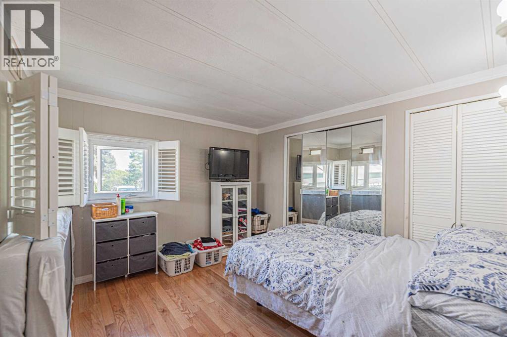 Single Family House Mobile Home for Sale in    Street NW Greenwood/Greenbriar Calgary 