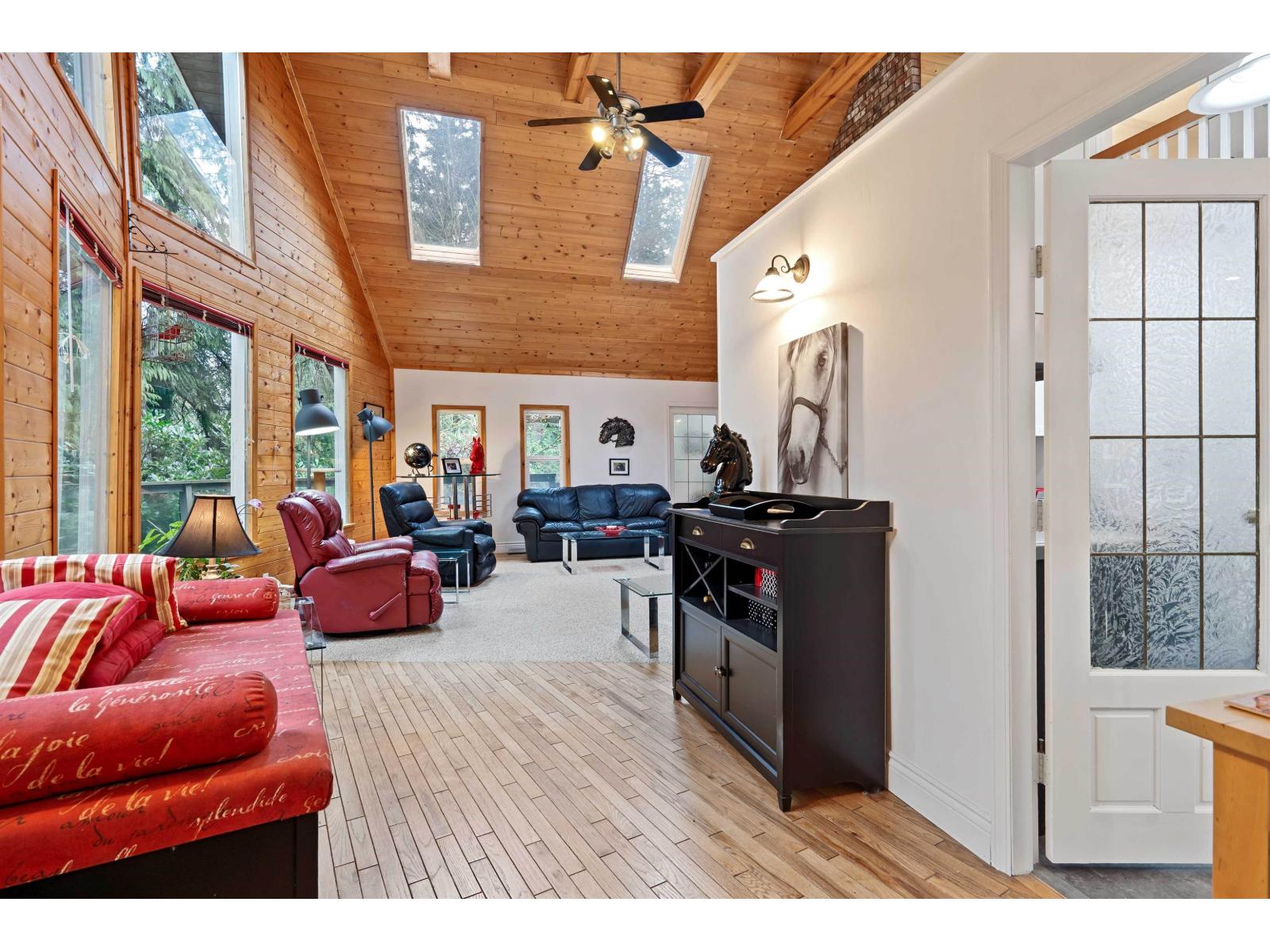 20017 FERNRIDGE CRESCENT, Langley