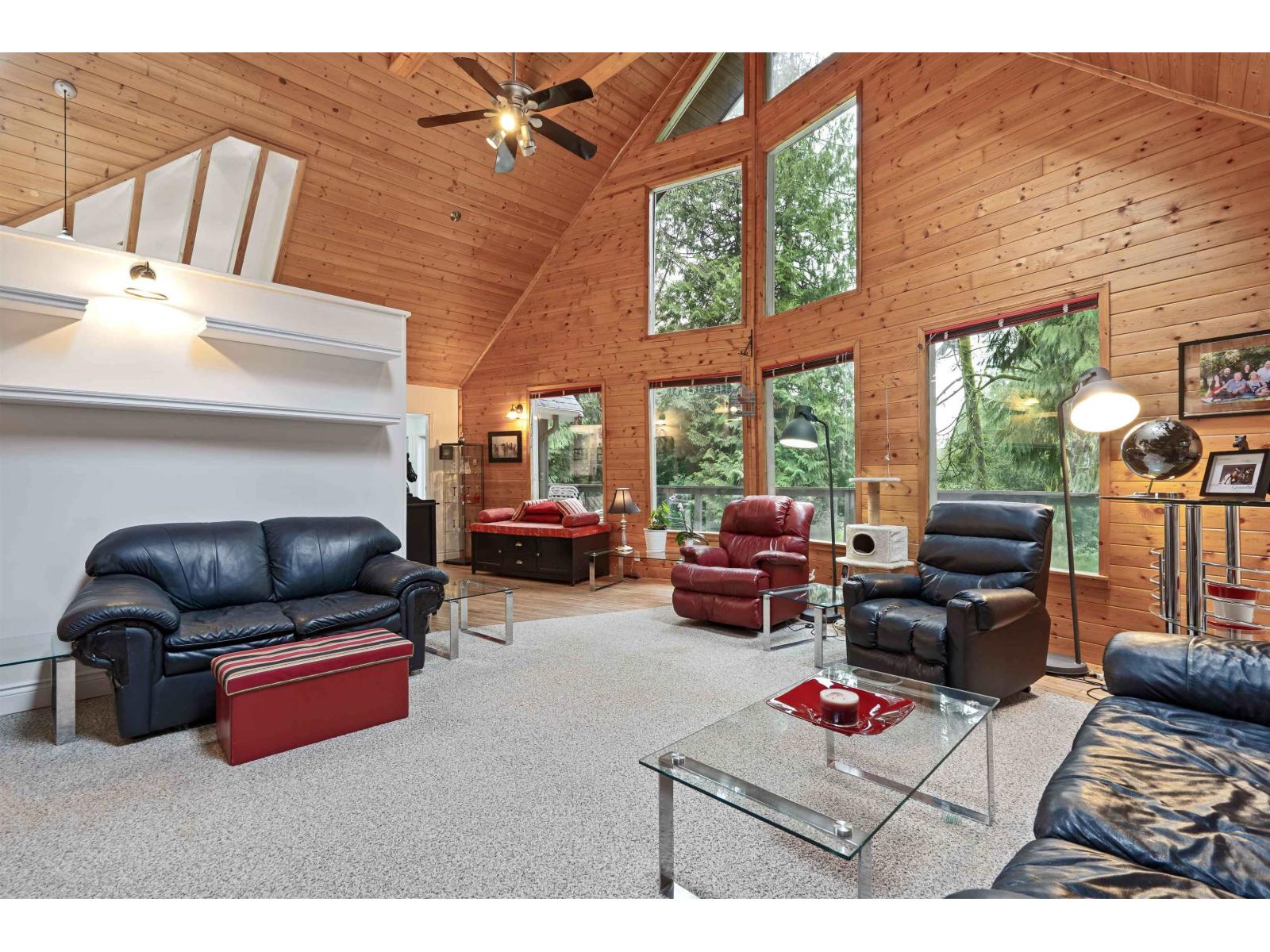 20017 FERNRIDGE CRESCENT, Langley