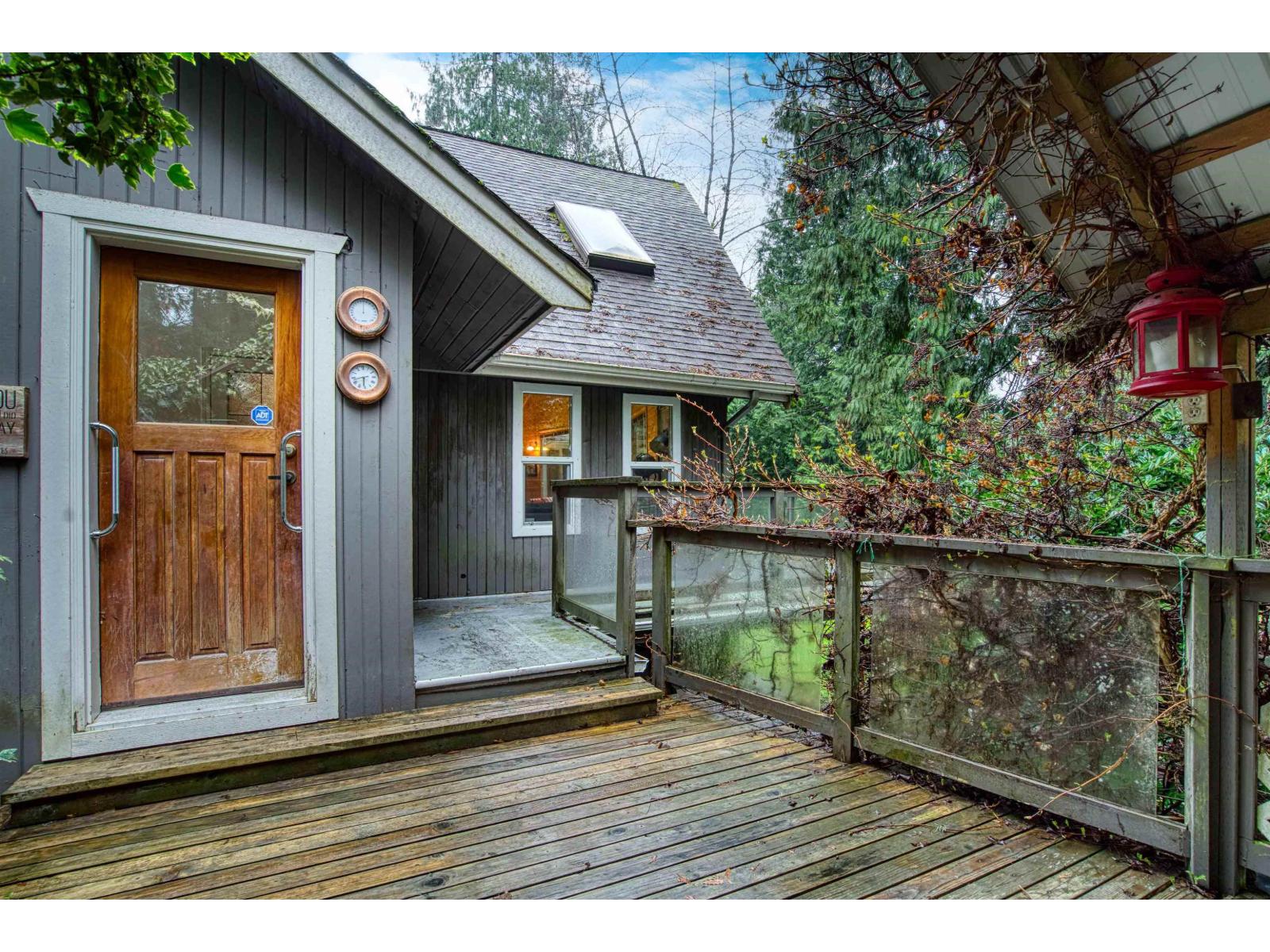 20017 FERNRIDGE CRESCENT, Langley