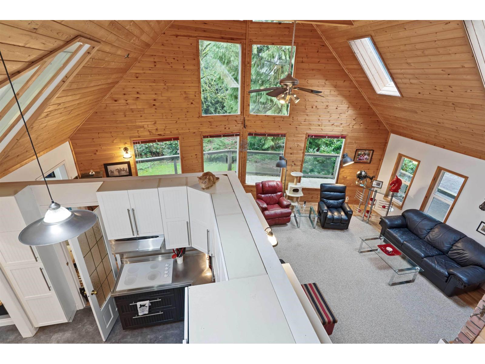 20017 FERNRIDGE CRESCENT, Langley