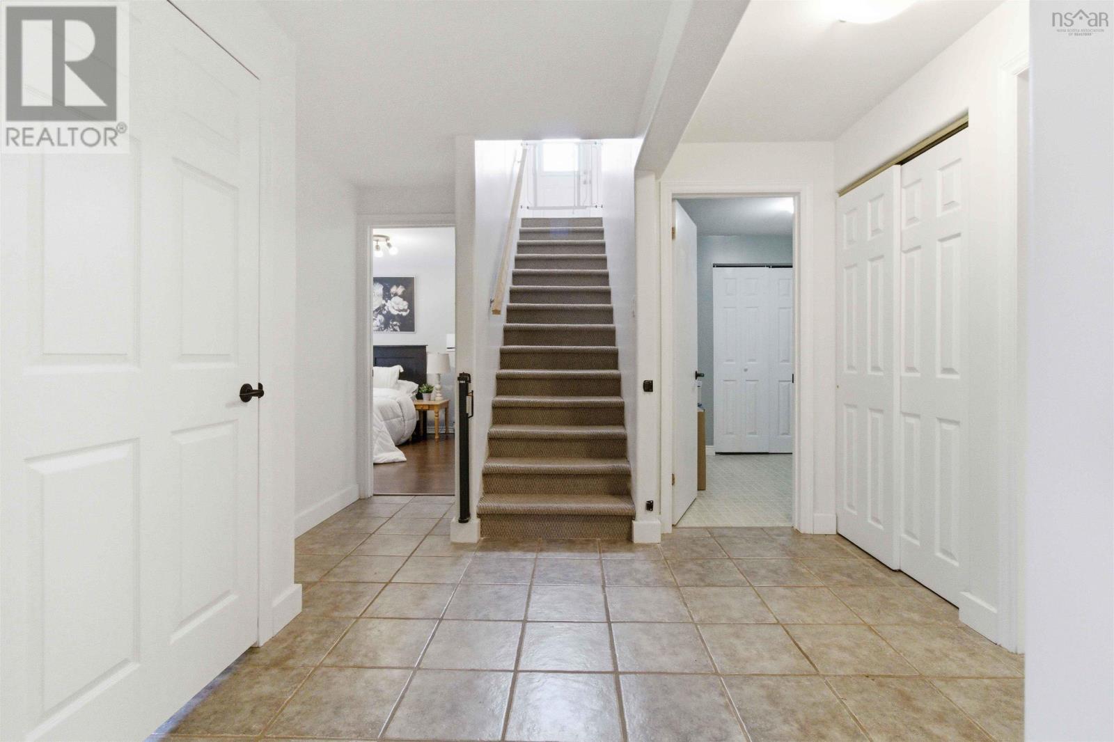 Property 24 of 28 of 165 Cavalier Drive