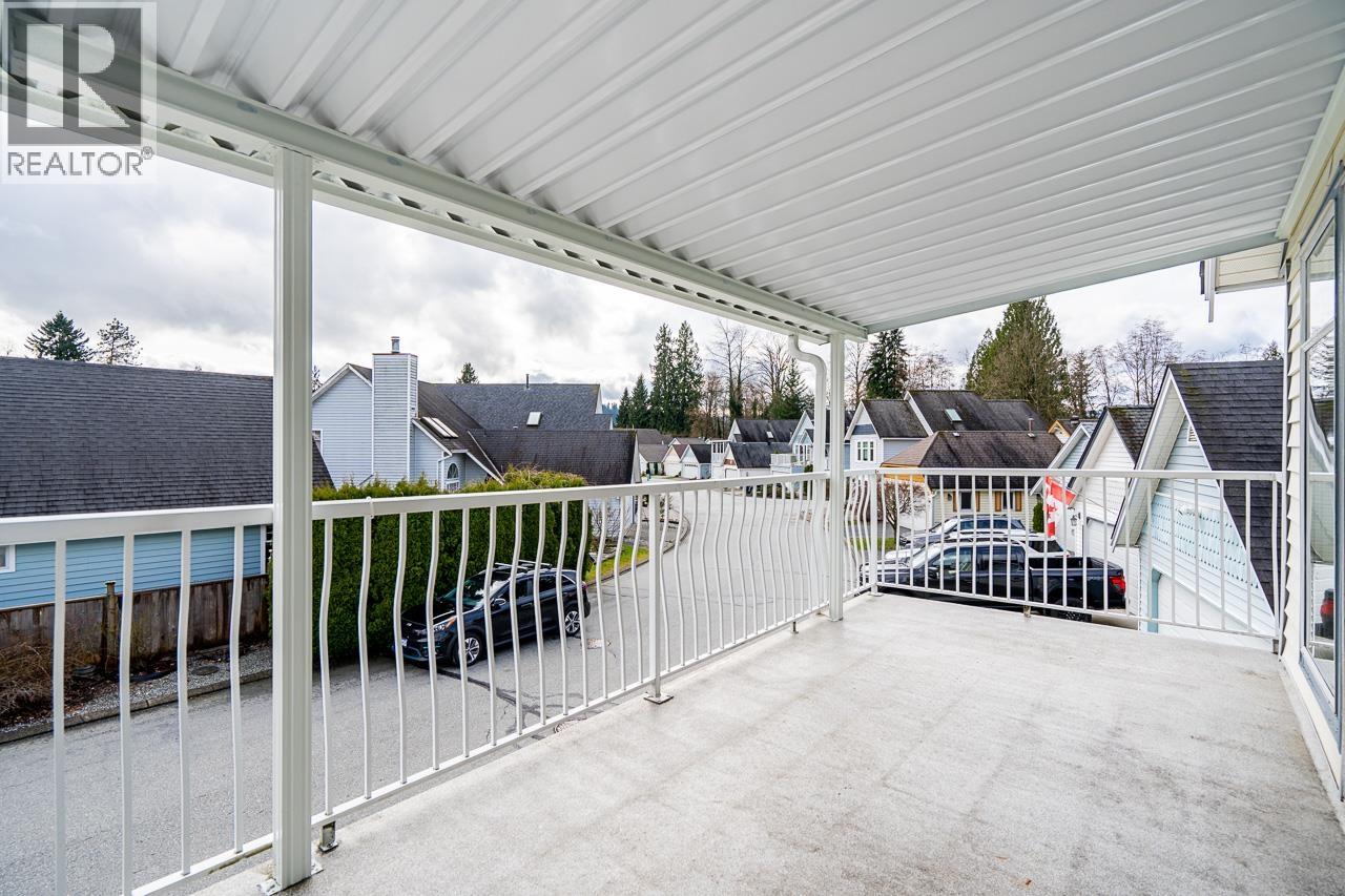 18 2865 GLEN DRIVE, Coquitlam