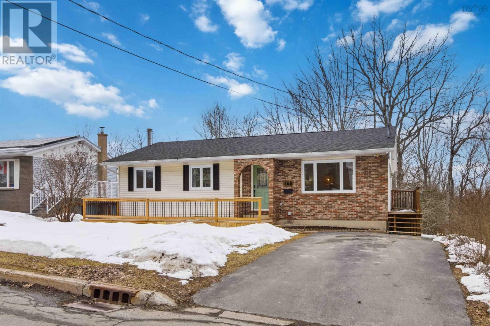 Property 4 of 28 of 165 Cavalier Drive