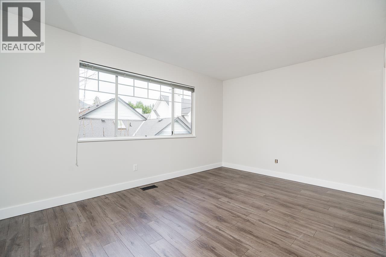 18 2865 GLEN DRIVE, Coquitlam