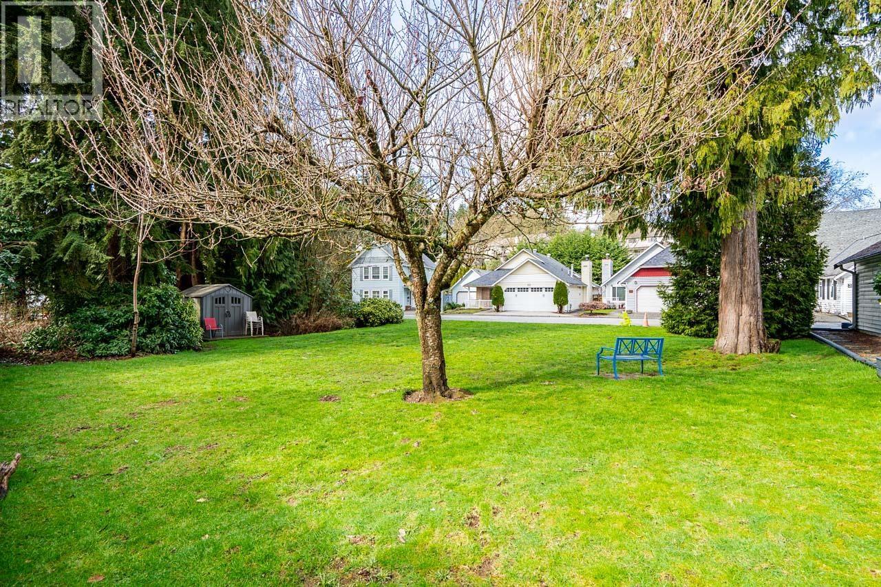 18 2865 GLEN DRIVE, Coquitlam