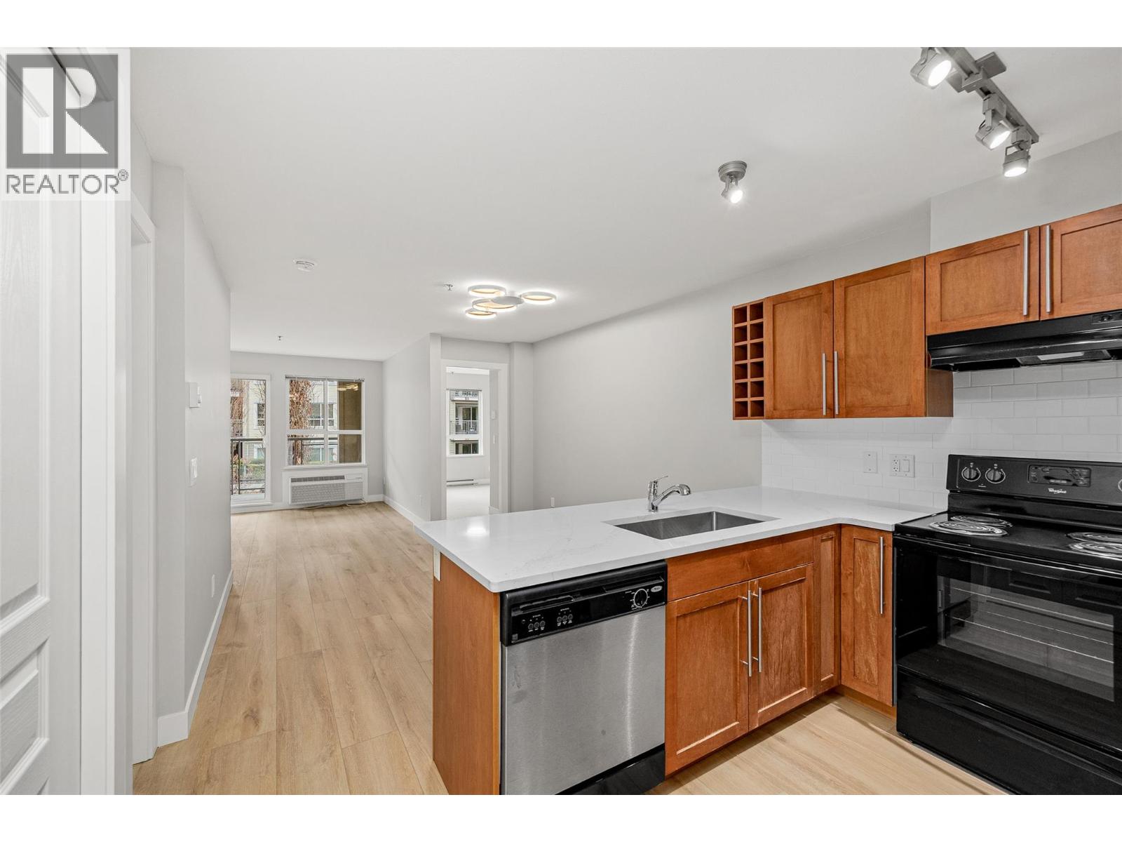 1099 Sunset Drive Unit# 237, Kelowna