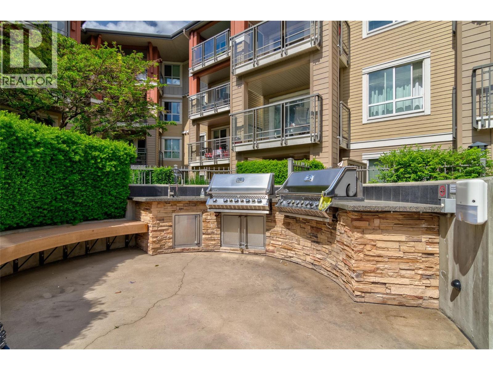 1099 Sunset Drive Unit# 237, Kelowna