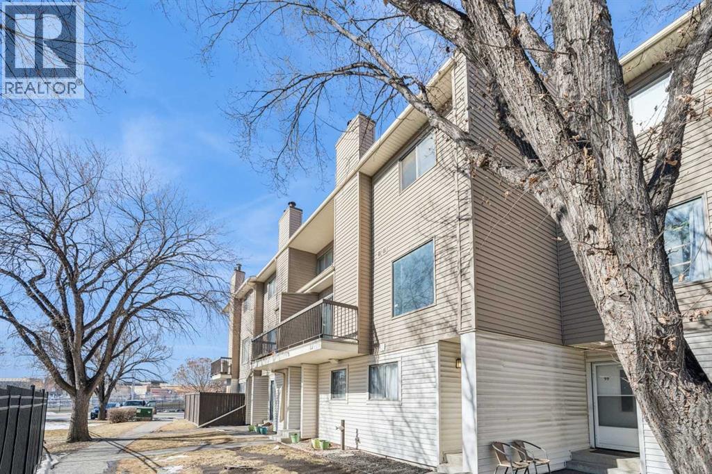 98, 2519 38 Street NE, Calgary, Alberta