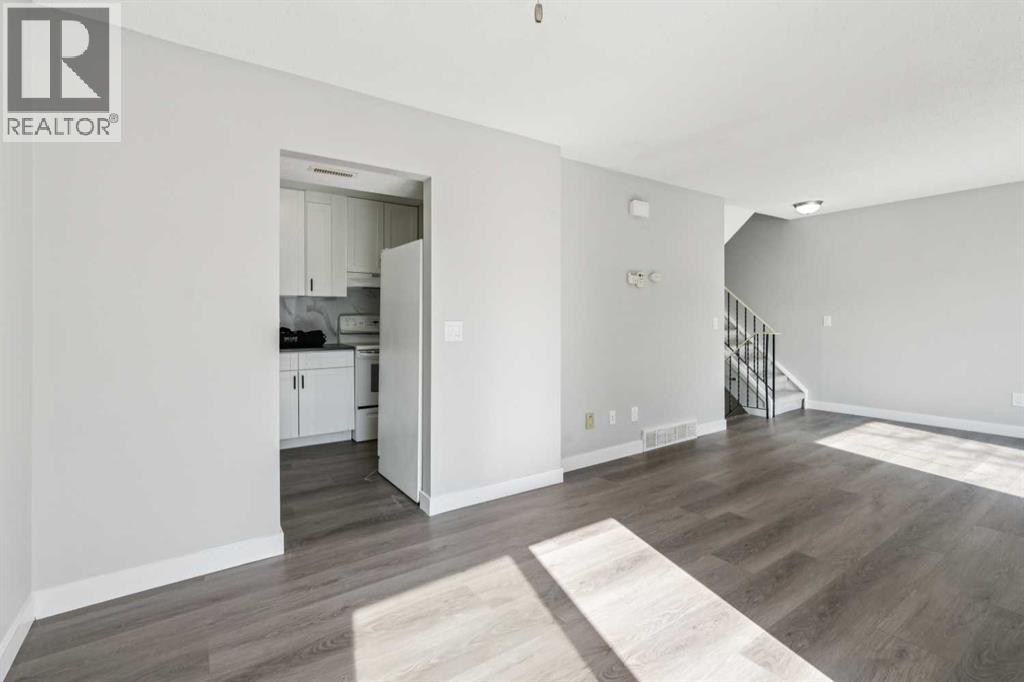 Single Family House for Sale in    Street NE Rundle Calgary 