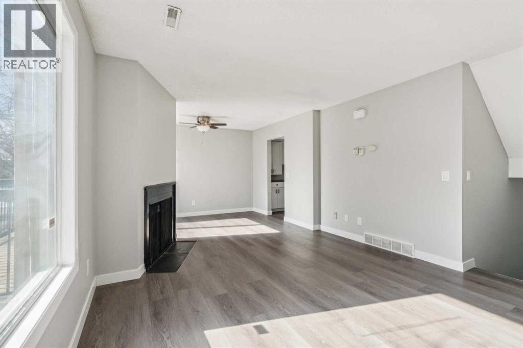 Single Family House for Sale in    Street NE Rundle Calgary 