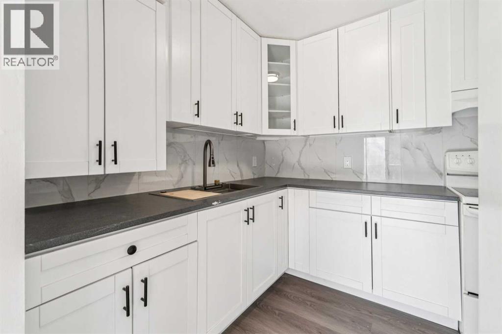 Single Family House for Sale in    Street NE Rundle Calgary 