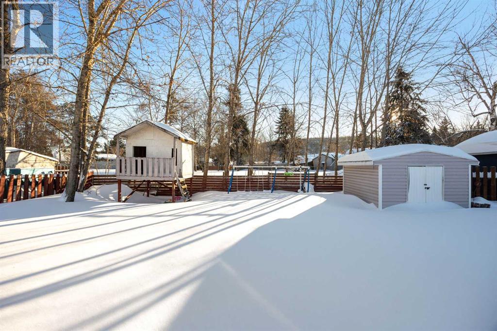 21 Ells Crescent, Fort McMurray