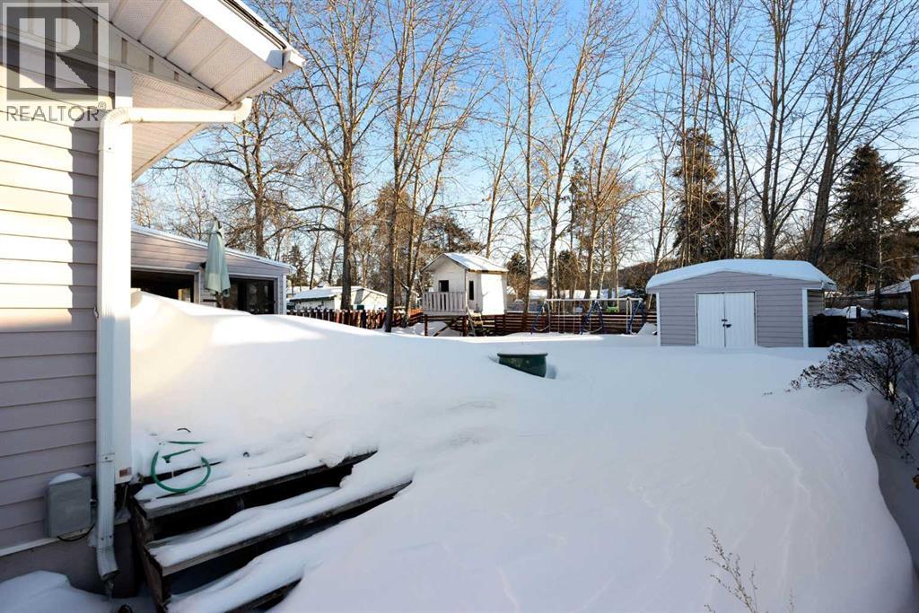 21 Ells Crescent, Fort McMurray