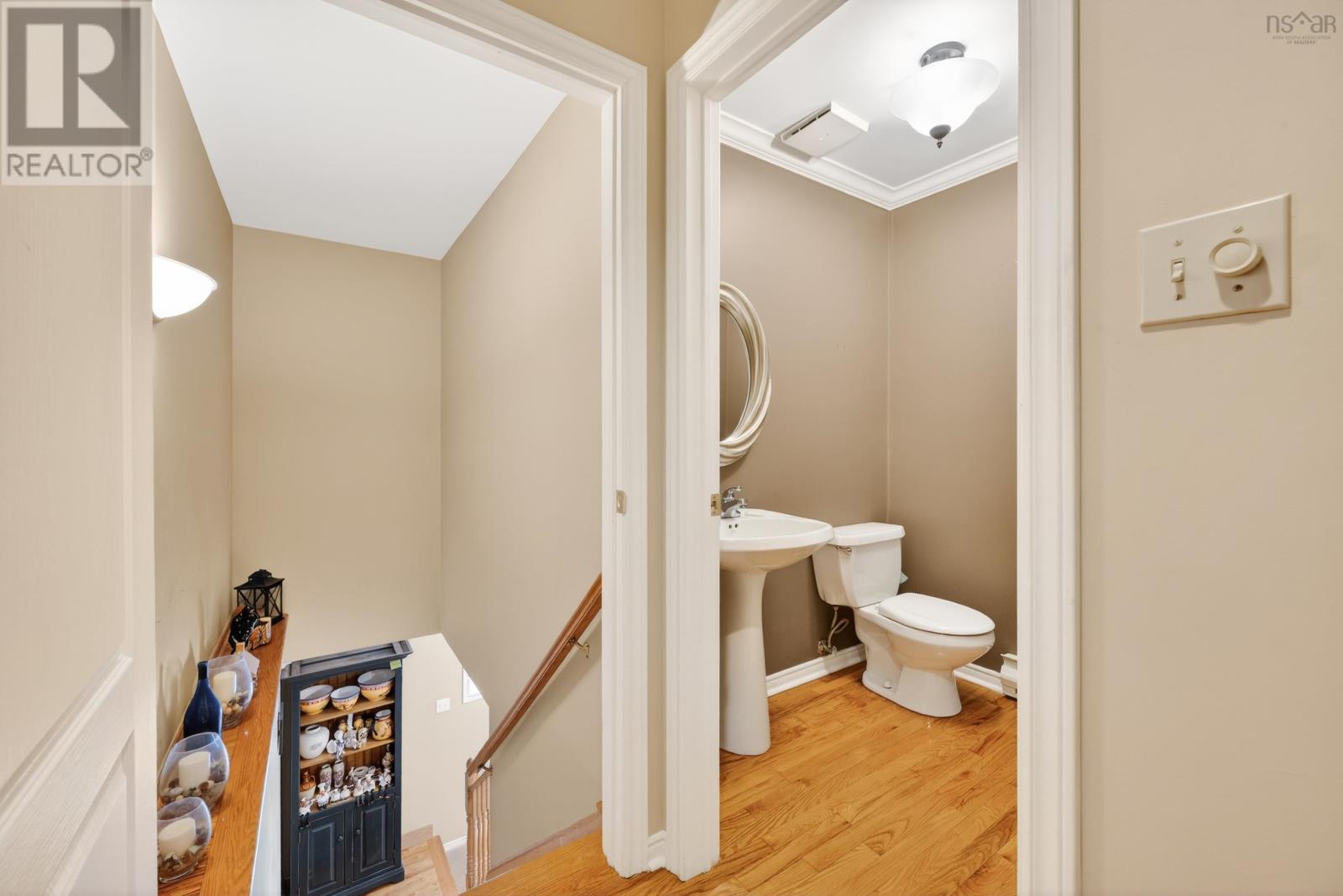 Property 19 of 36 of 28 OLD KINGS Road