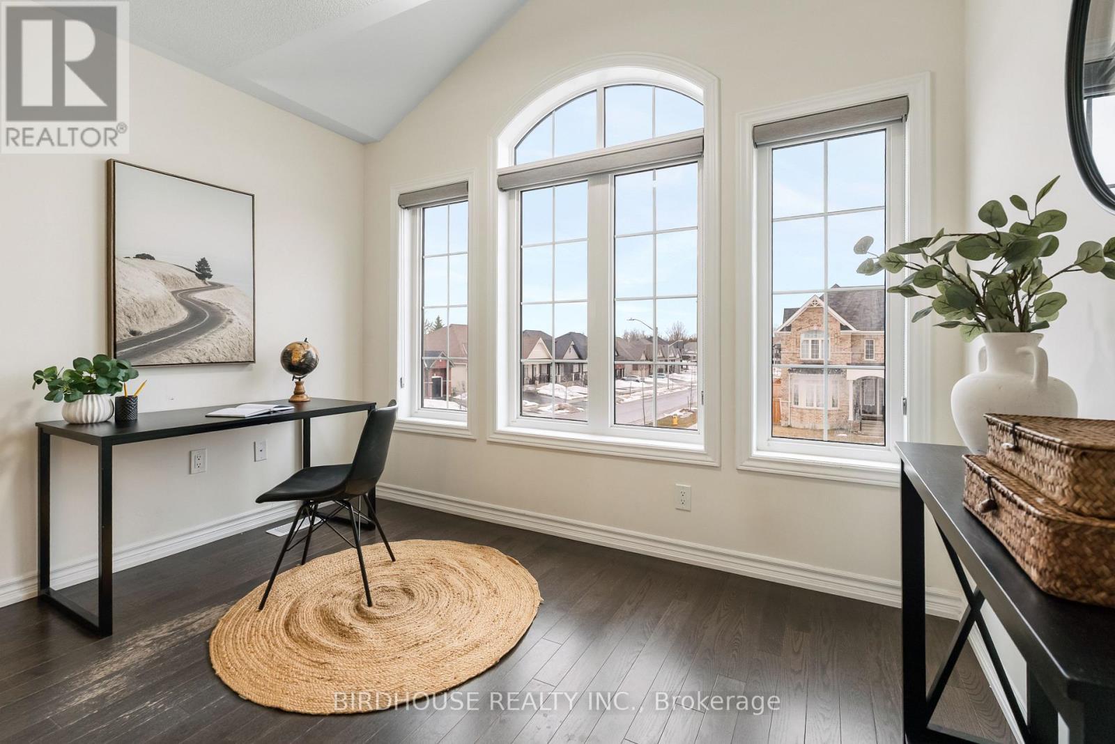 53 HANCOCK CRESCENT — photo 20
