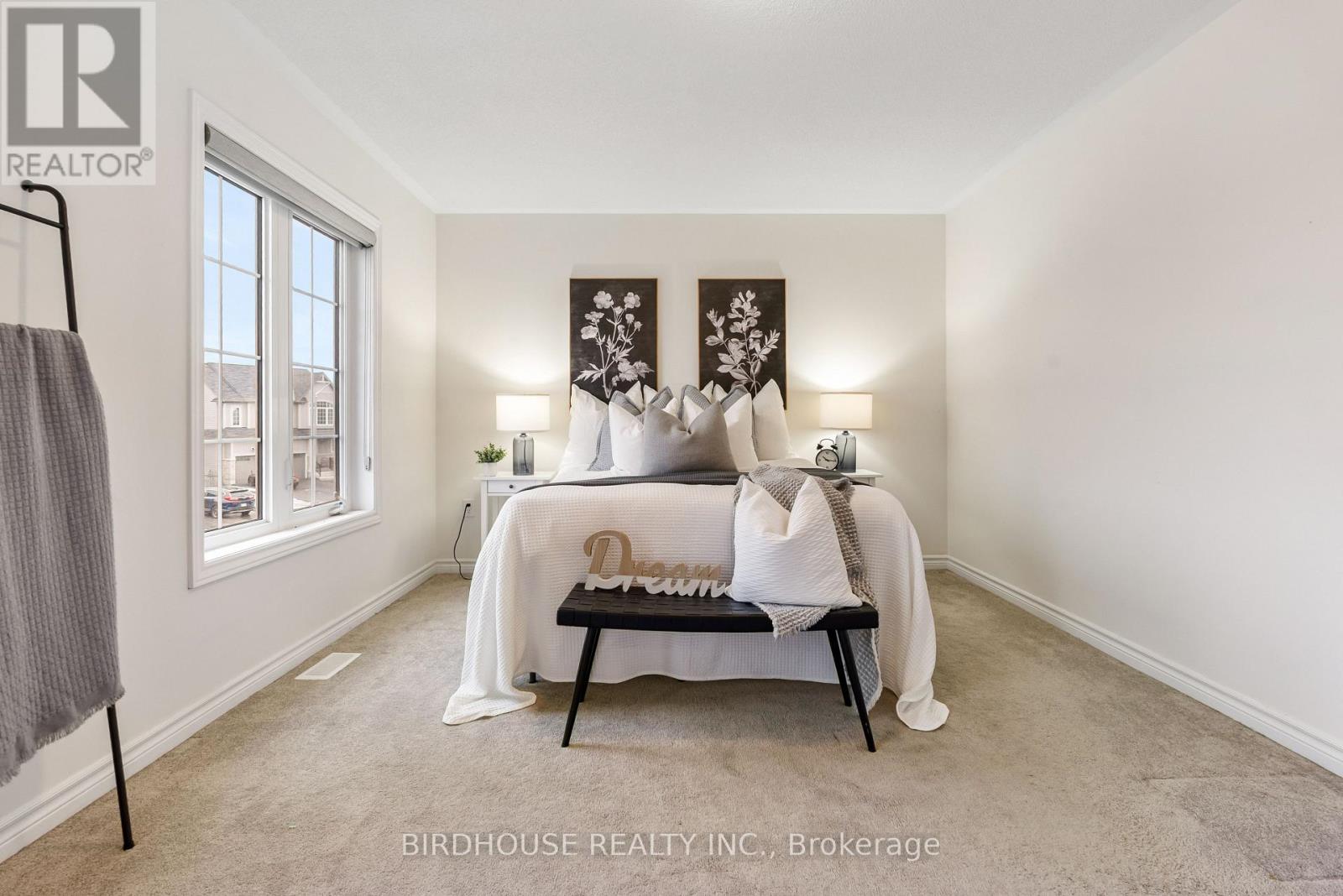 53 HANCOCK CRESCENT — photo 21