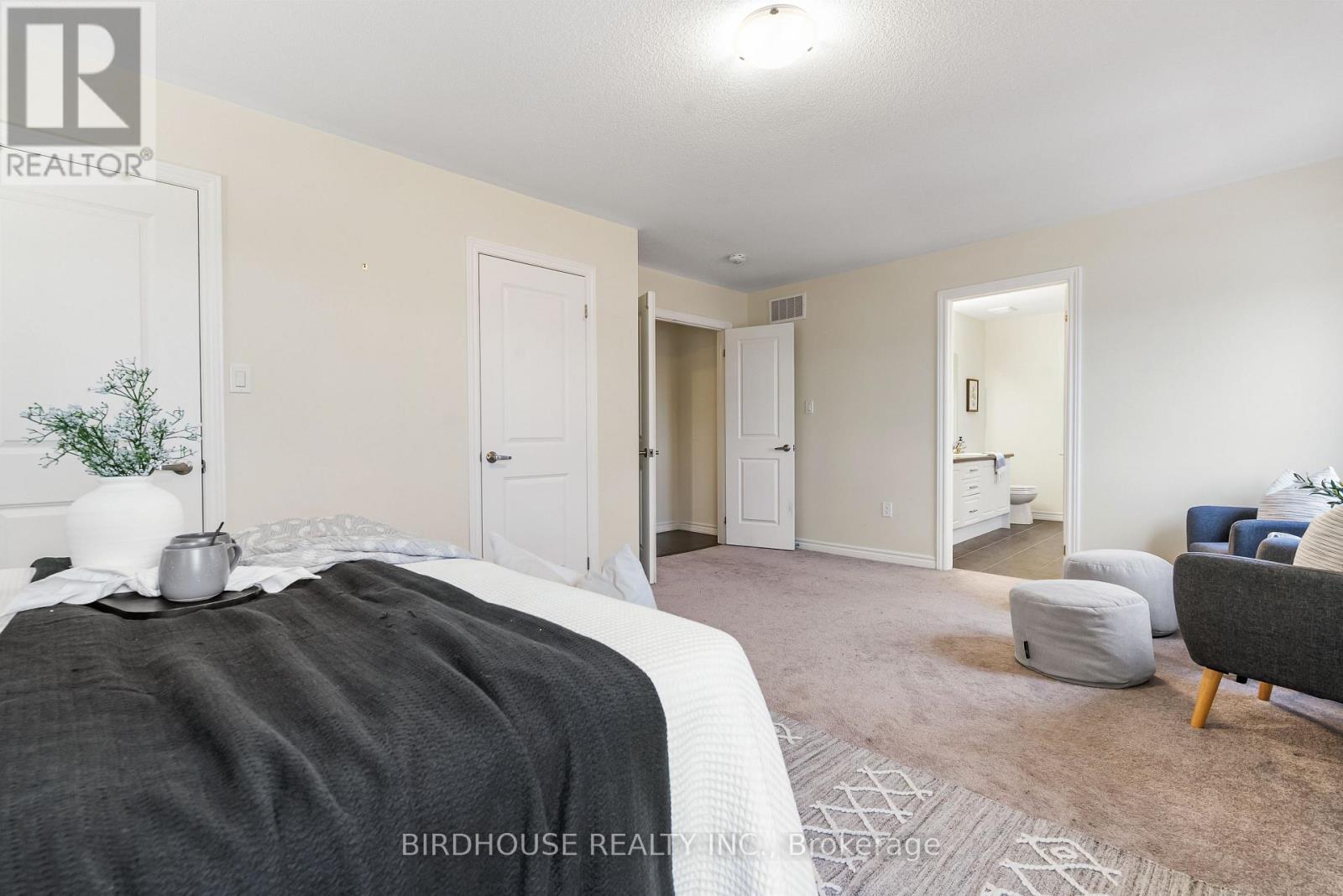 53 HANCOCK CRESCENT — photo 29