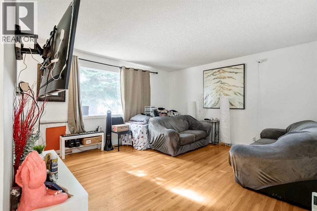 Single Family House Bungalow for Sale in  Cottonwood Crescent SE Southview Calgary 