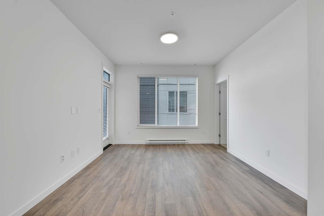 207 15835 85 Avenue - photo 2